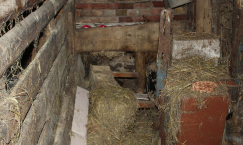 Dark Barn Escape 2 – Mirrored Dimension